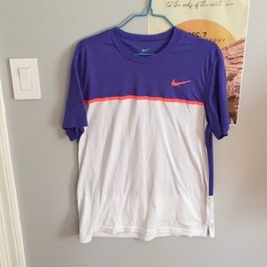Men’s Nike dri-fit shirt